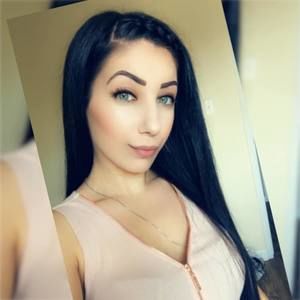 Meet your Posher, Jaclyn